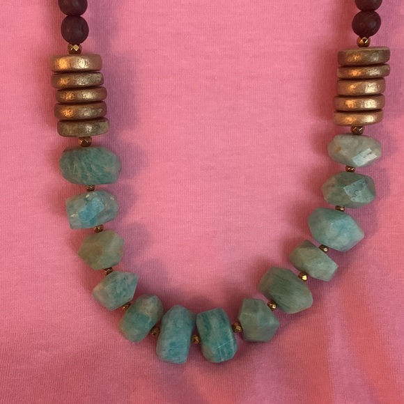 Betsy Pittard Design 18” statement necklace - Picture 2 of 2